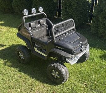 Elektrické autíčko Mercedes Benz Unimog