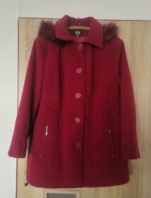 Červený kabát z flauše - 1