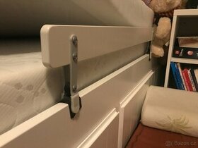 Zařážka na postel pro děti IKEA