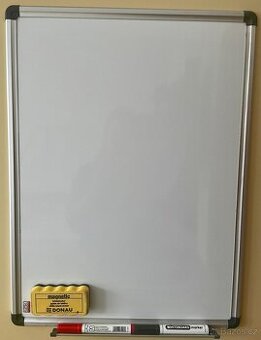 Magnetická tabule