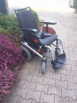 Elektrický invalidní vozík B+B Terra