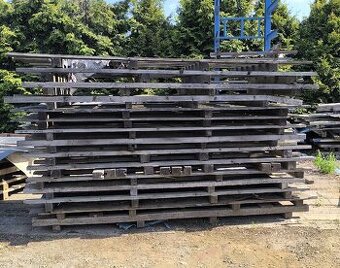 Palety 1.5x3m