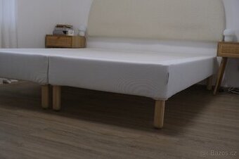 Postel IKEA ESPEVÄR 180x200, včetně potahu a dřevěných nohou