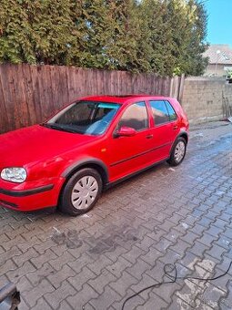 Golf lV