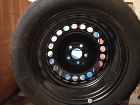 Pneu 205/60 R16-SLEVA