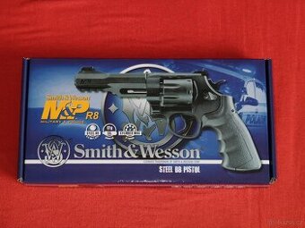 Vzduchový revolver Smith & Wesson M&P R8 ráže 4,5 mm BB