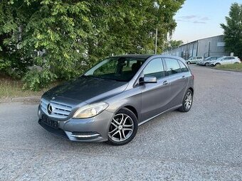 Mercedes Benz B