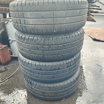 Letní pneu Hankook vantra 235/65R16C 115/113R