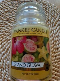 Yankee Candle Island Guava - pálená - 1