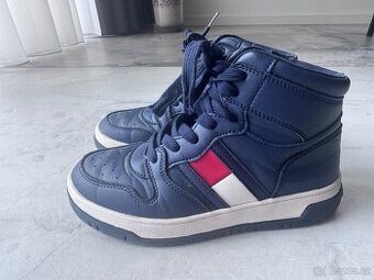 Kotníčkové boty Tommy Hilfiger vel 35