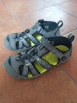 Sandály Keen vel. 35