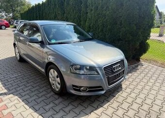 Audi A3 1,2 TFSi Sporback pravi.servis benzín
