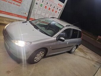 Peugeot 206 SW 2.0 HDI rok:2005. Klima. Centrál. El.okna