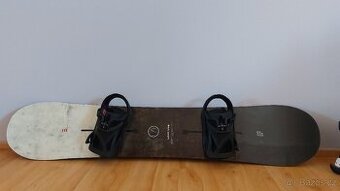 Prkno, vazaní, boty-prodejce SNOWBOARD ZEZULA s.r.o.