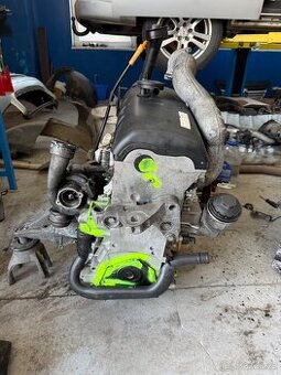 Motor 2.5 TDI 128kw kód AXE