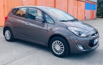 Hyundai iX20, koupený nový v ČR, pravidelný servis, nová STK