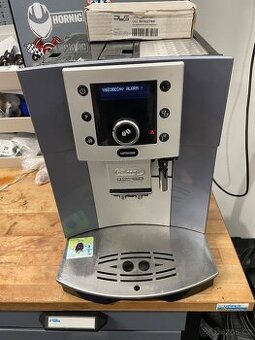 Prodám automaticky kavovar de longhi