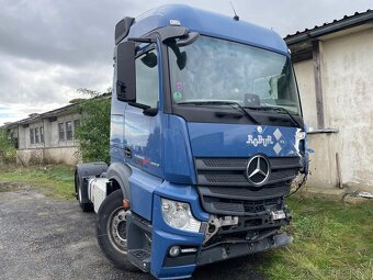 Bourane  MB  ACTROS MP4 1853 s hydraulika r.v. 2017