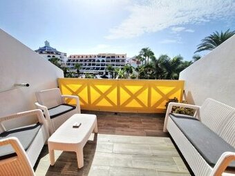 TENERIFE: Stylový duplex a výhled na oceán