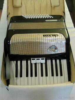 Akordeon Delicia Pianola IV