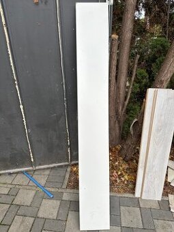 Prodáme nástěnnou polici