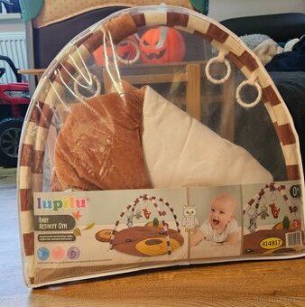 Hrací deka s hrazdičkou pro miminko