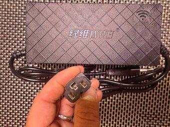 Nabíječka koloběžka/chopper 67,2v 2A