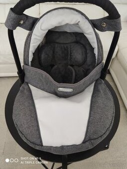 Autosedačka vajíčko