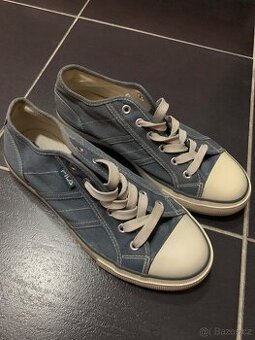 Dámské boty Fila 40