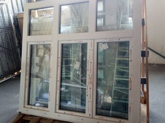 Plastové okno 3-dílné bílé nové