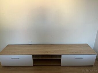 Skříňka pod tv