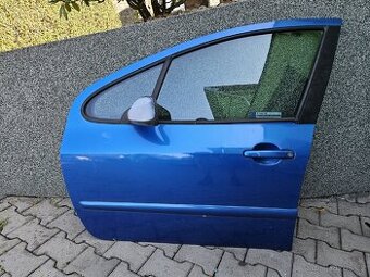 Levé přední dveře Peugeot 307