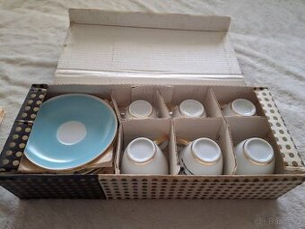 sada 6ti retro hrnečků s podšálky