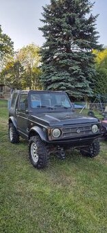 Suzuki Samurai