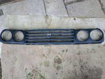 Přední maska na Dacii 1310