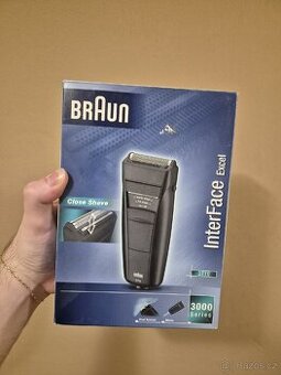 Holící strojek braun