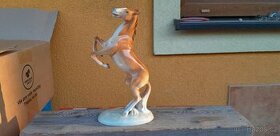 A29 Stará porcelánová soška koně DUX