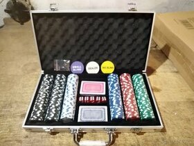 Poker sada kufřík 300 žetonů+karty plastic+kostky