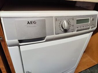 Sušička AEG Lavatherm 59840 Tepelné čerpadlo