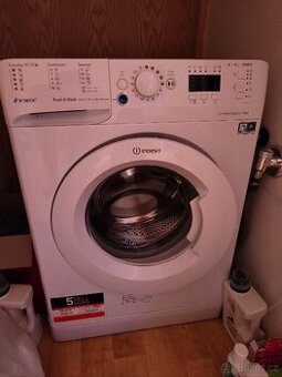 Prodám pračku indesit na 5kg prádla