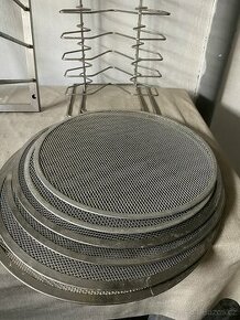 Síto na pizzu 45-50cm . 7ks / uvedena cena za všechny