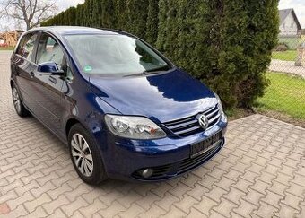 Volkswagen Golf Plus 1,6i pravid.servis , tempomat benzín