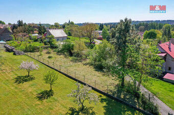 Prodej pozemku k bydlení, 745 m², Kvášňovice