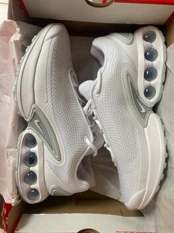 Nike DN - 1