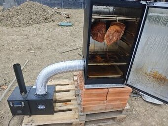 Automatická nerezová udírna Bradley Smoker Digital