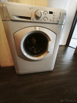 Pračka Hotpoint Ariston