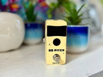 Mini pedálový tuner NUX NTU-2 HD Pitch