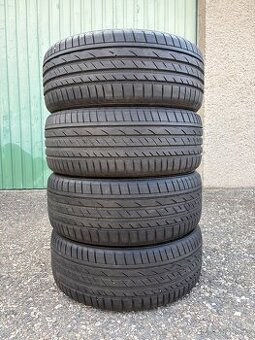Letní pneu 195/50R15