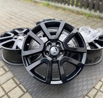 ORIGINÁL Alu Škoda SPITZBERG R17, 5x112 - TOP STAV