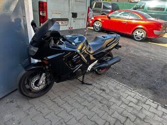Honda cbr 1000f dual